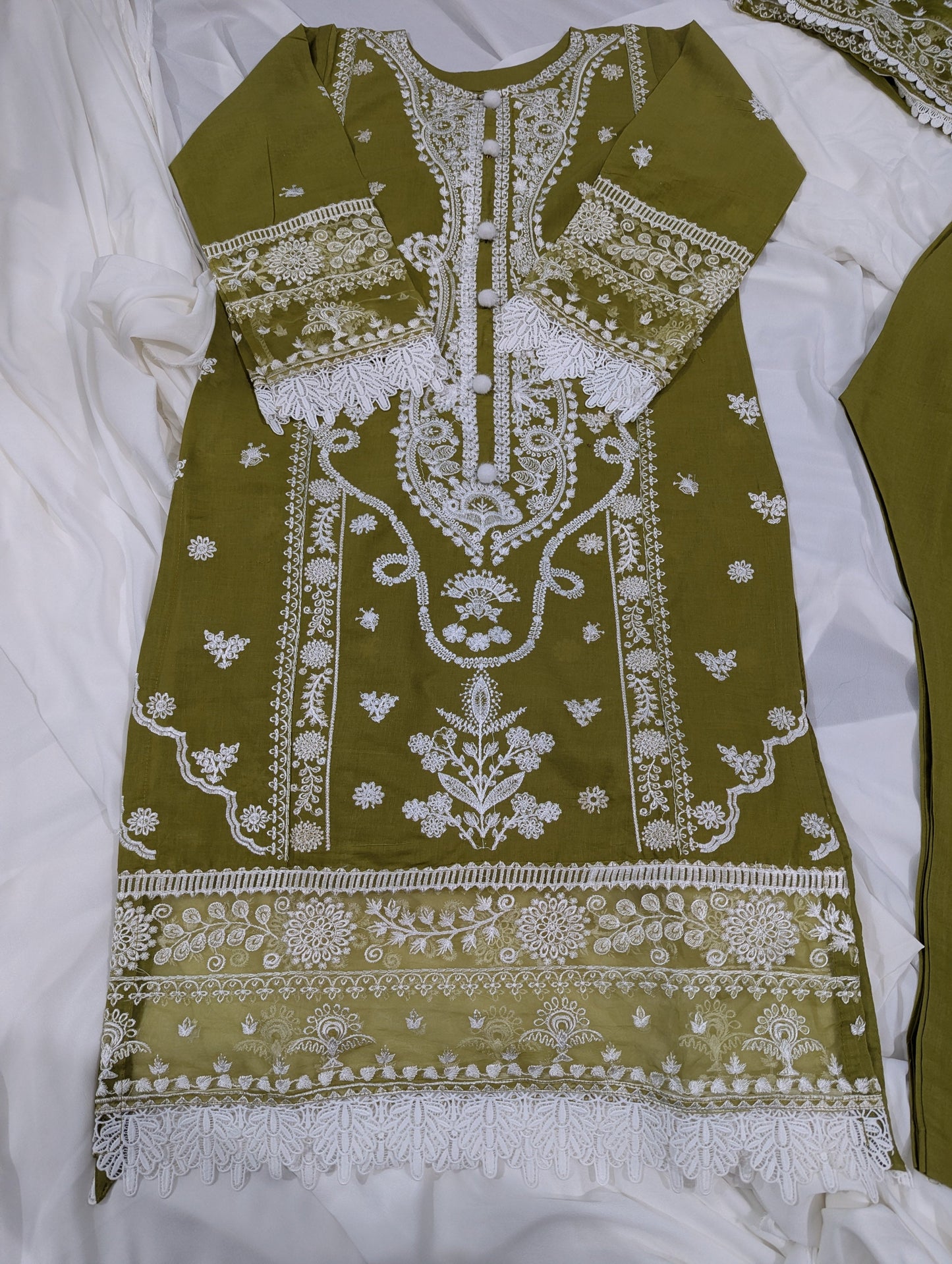 DHANI 3 PC EMBROIDERY